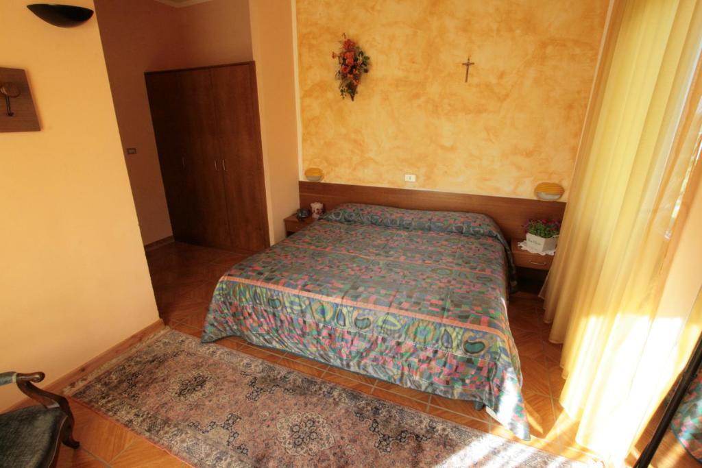 Hotel Sarre Habitación foto